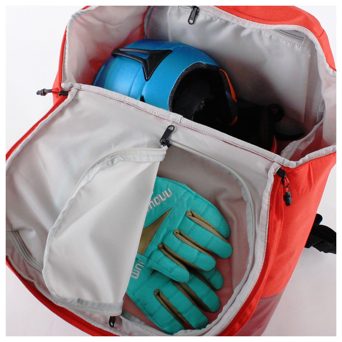 新品未使用品　ATOMIC アトミックRS PACK５０L Amazon.co.jp: ATOMIC(アトミック) スキースキーバッグ RS PACK 50L