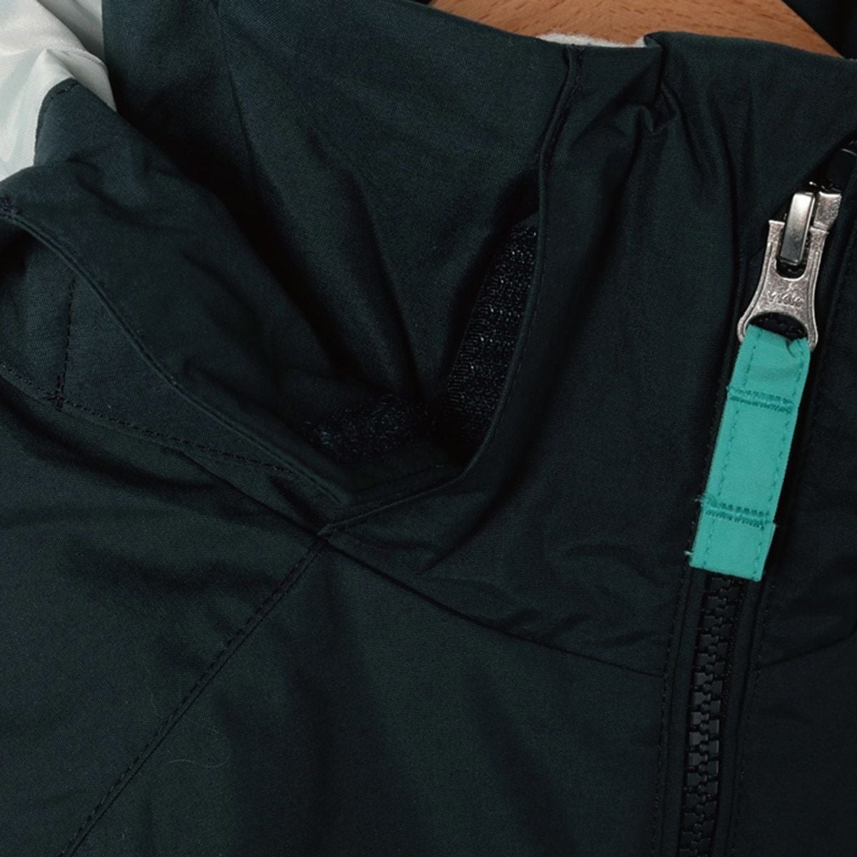 スキーウェア キッズ スノーウェア ジュニア デサント DESCENTE 上下
