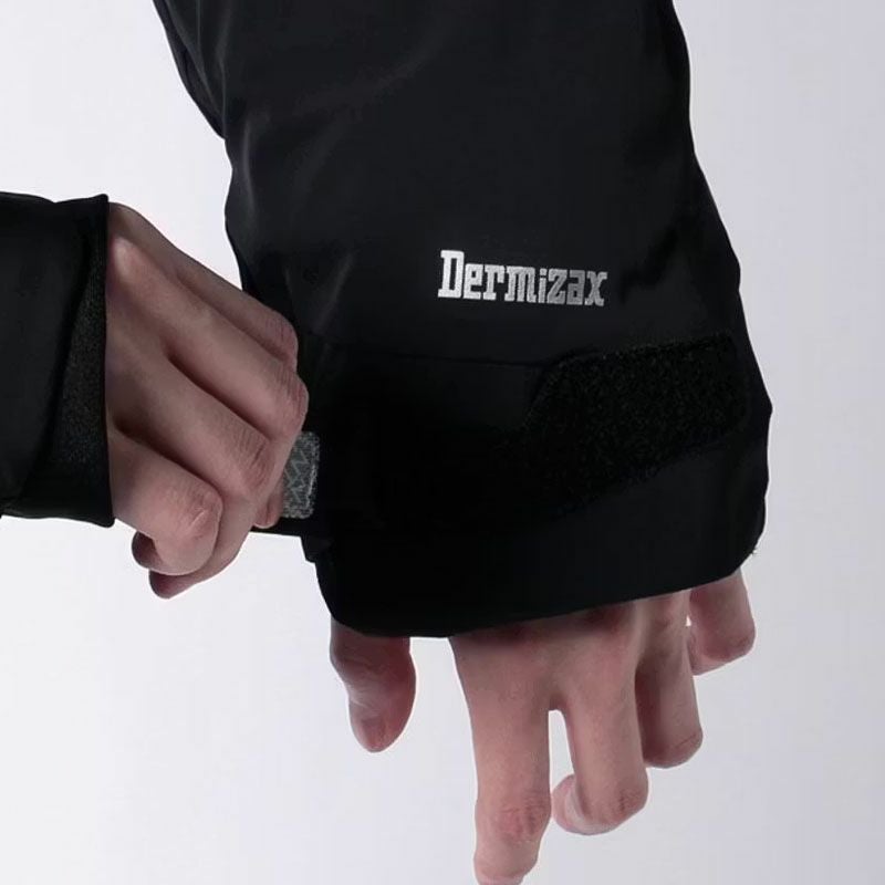 t*a様 最終値下げ　元値12万　DESCENTE スキーウェア メンズ 黒と青 スキーウェア デサント メンズ スキージャケット DESCENTE レディース