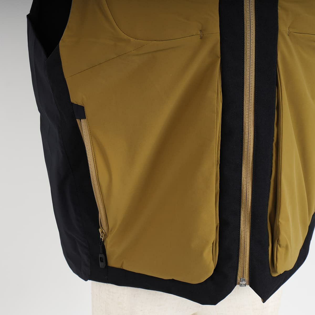 DESCENTE デサント スキーウェア ミドルレイヤー ベスト ジャケット